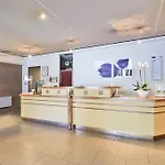 Kyriad Lyon Sud - Genis Laval Hotel