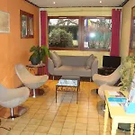 Hotel Kyriad Lyon Sud - Genis Laval 3*