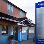 Hotel Kyriad Lyon Sud - Genis Laval 3*