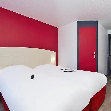 Hotel Kyriad Lyon Sud - Genis Laval Saint-Genis-Laval