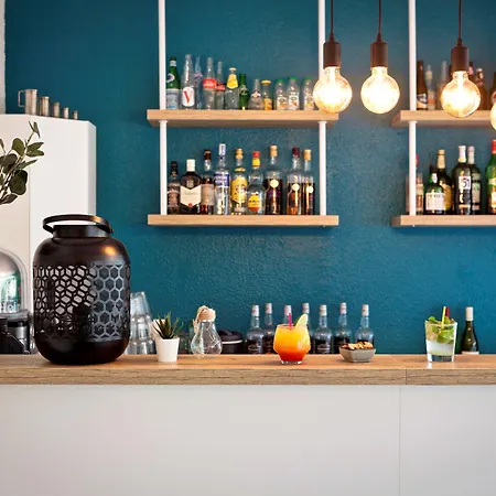 Hotel Kyriad Lyon Sud - Genis Laval