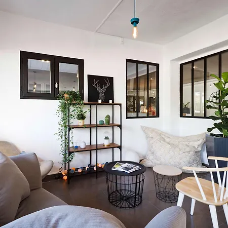 Hotel Kyriad Lyon Sud - Genis Laval