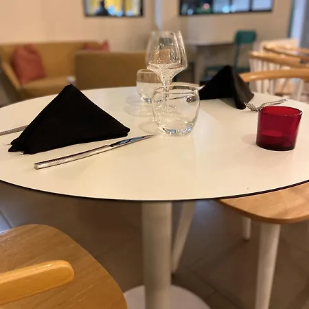 Hotel Kyriad Lyon Sud - Genis Laval