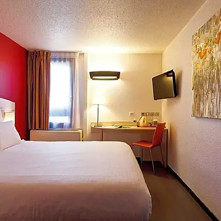 Hotel Kyriad Lyon Sud - Genis Laval