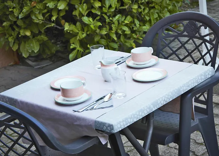 Hotel Kyriad Lyon Sud - Genis Laval